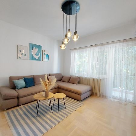 The Circle Apartment Skopje Luaran gambar