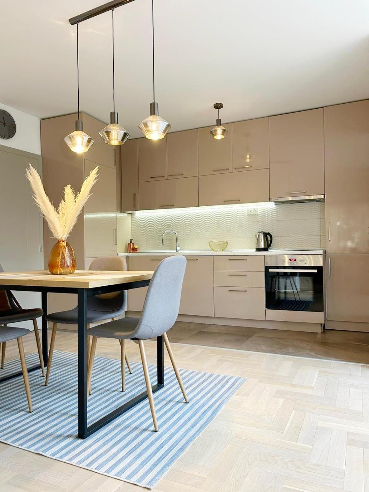 The Circle Apartment Skopje Luaran gambar