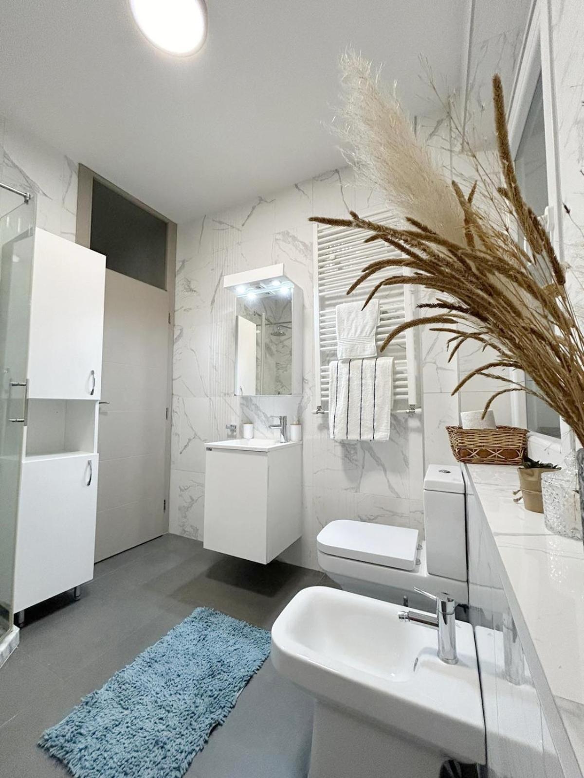 The Circle Apartment Skopje Luaran gambar